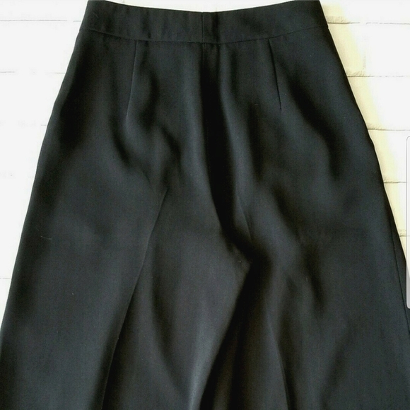 Elise Luxurious Loose Flowy Black Crop Slacks/Pants- Pleated Front- Size XS - Picture 9 of 10